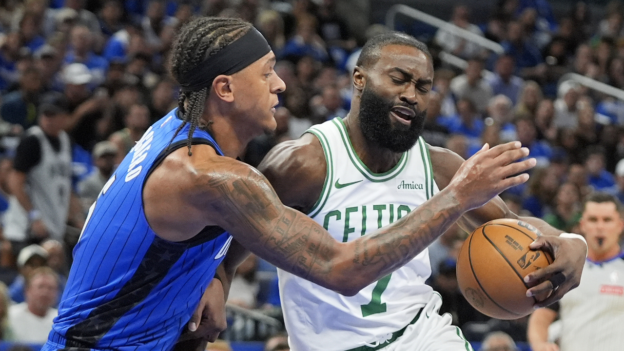 关于凯尔特人爆冷魔术，加里纳利统治全场的信息