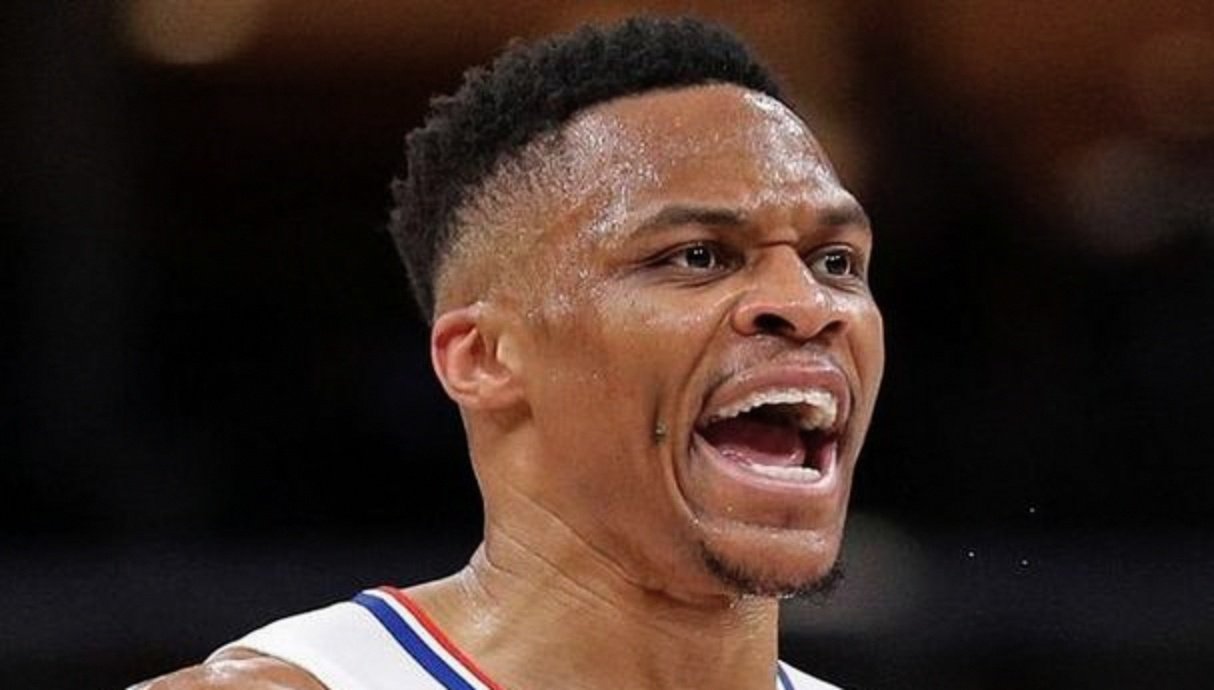 关于凯尔特人B队完胜巴西男篮，威斯布鲁克统治全场的信息