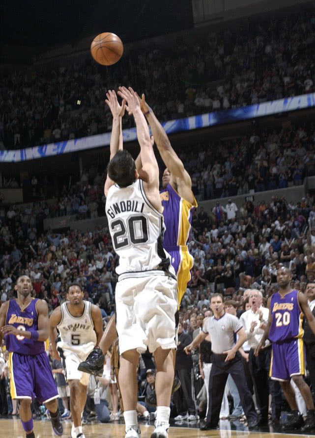 马刺绝杀日本男篮，利拉德打破历史纪录