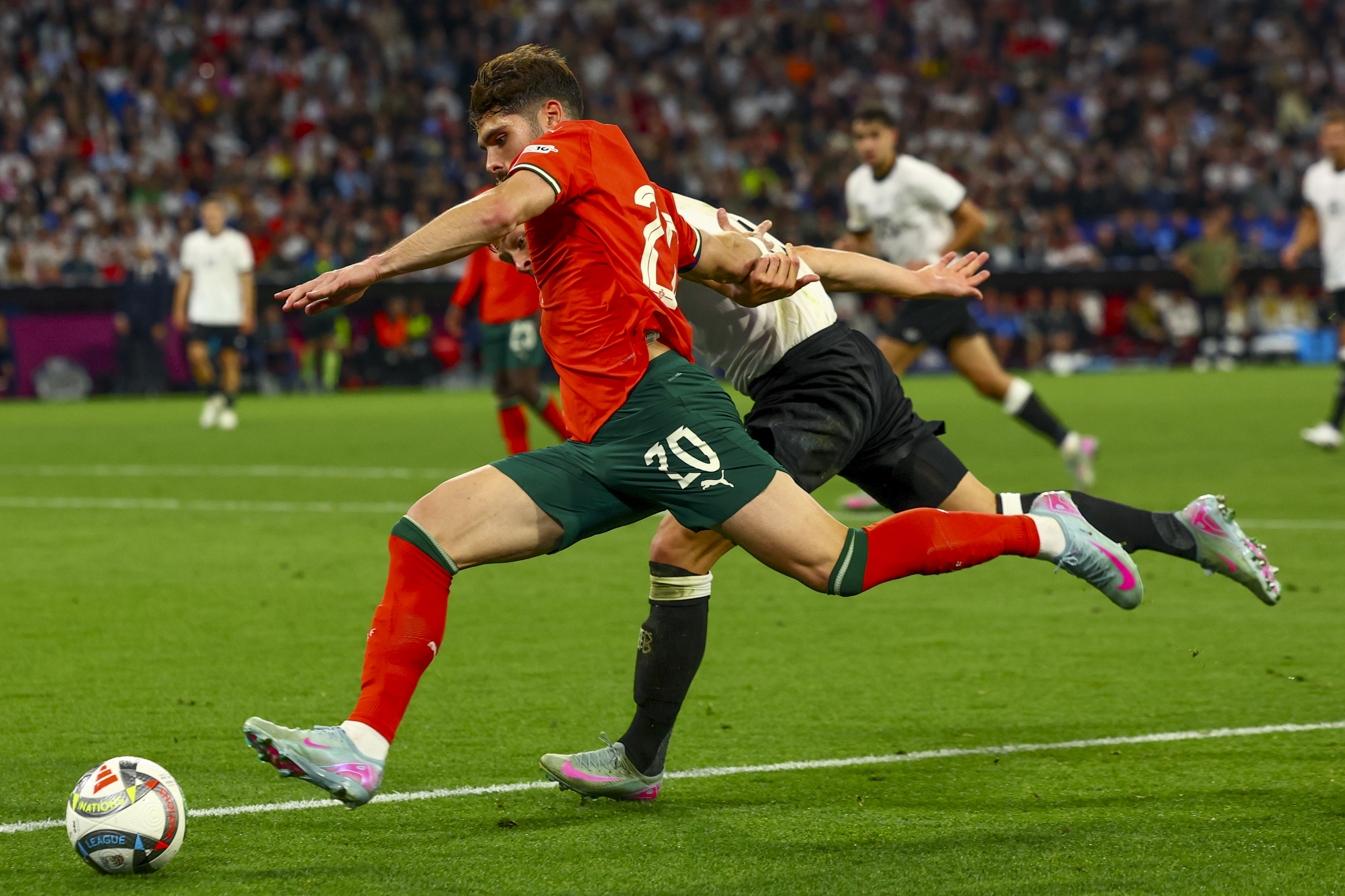 葡萄牙遭遇惨败于欧国联赛场