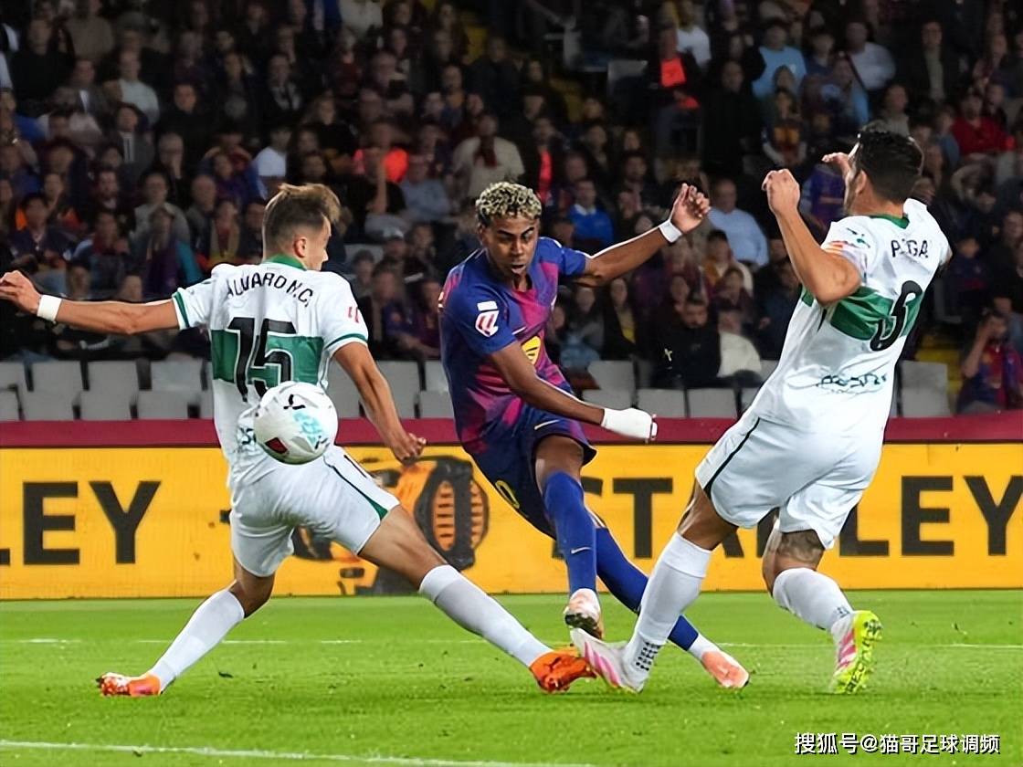 瓦伦西亚主场战胜埃尔切，完美表现