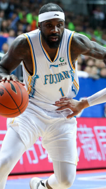 关于马刺翻盘尼克斯,克莱三分雨点燃全场的信息 关于马刺翻盘尼克斯,克莱三分雨点燃全场的信息