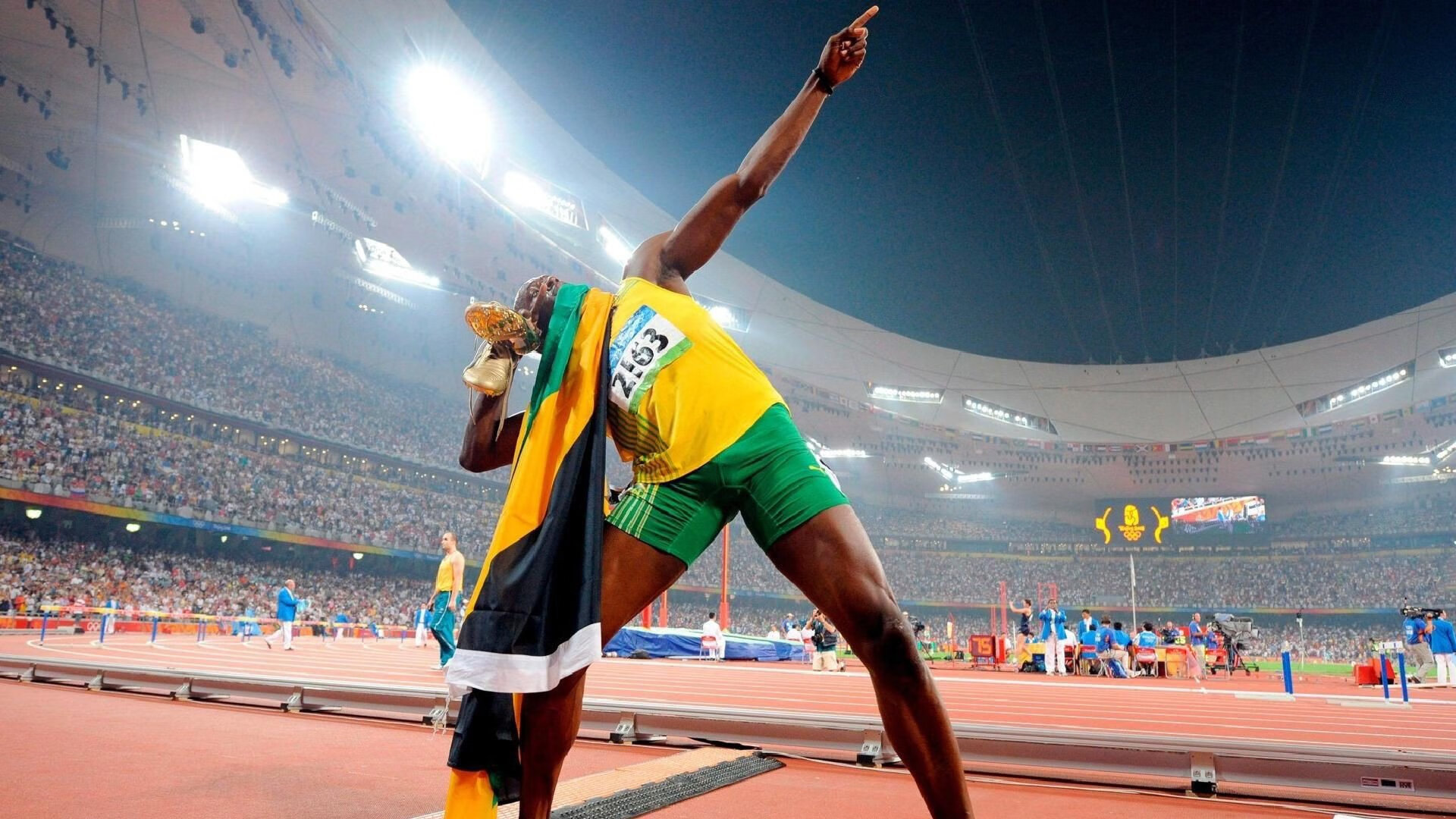 维尼修斯一剑封喉！比利亚雷亚尔对阵巴拉圭友谊赛见证大场面先生的诞生